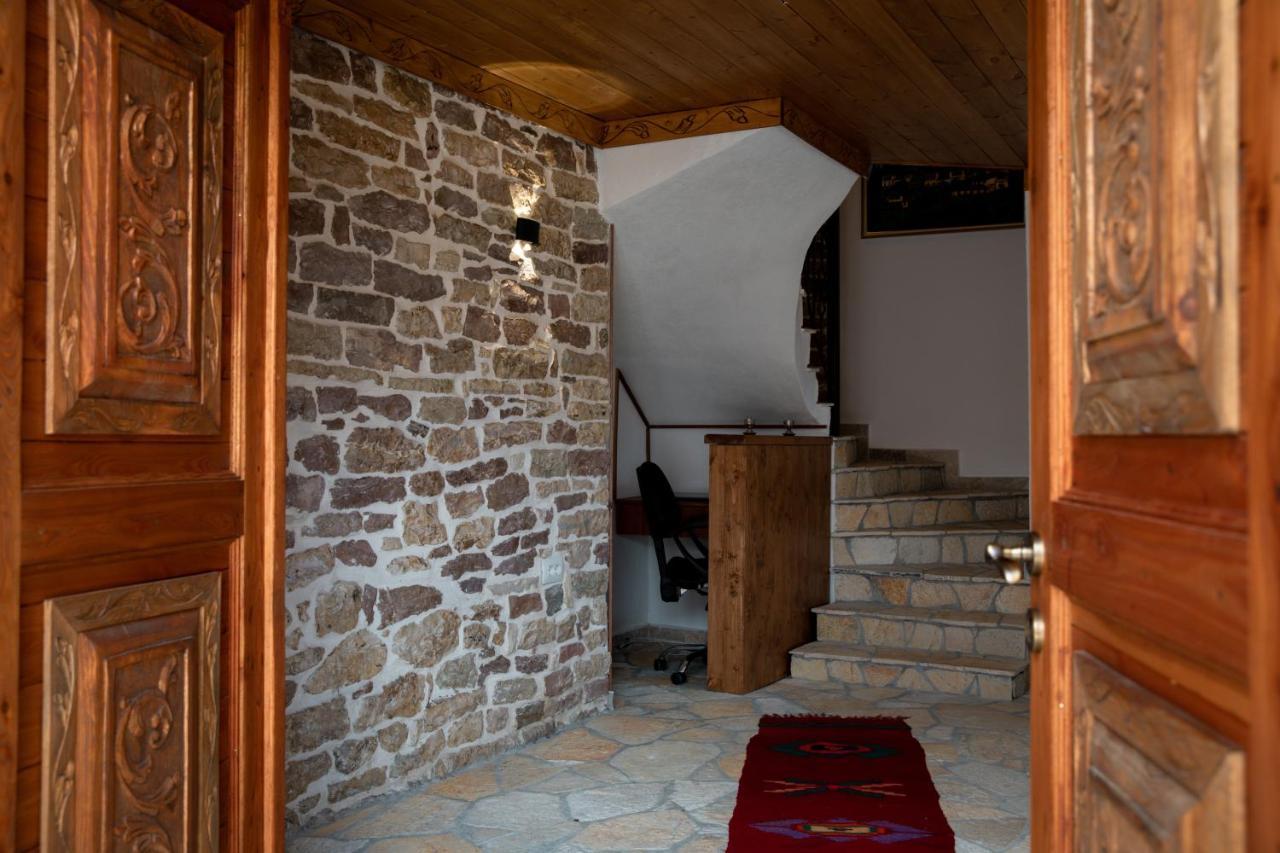 Hotel Sarajet 1821 Gjirokastër Exterior foto